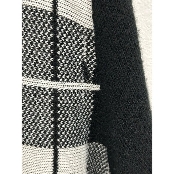 Faded Glory Black White Plaid Open Front Cardigan Wrap Sweater Sz L Fringe - Picture 6 of 8